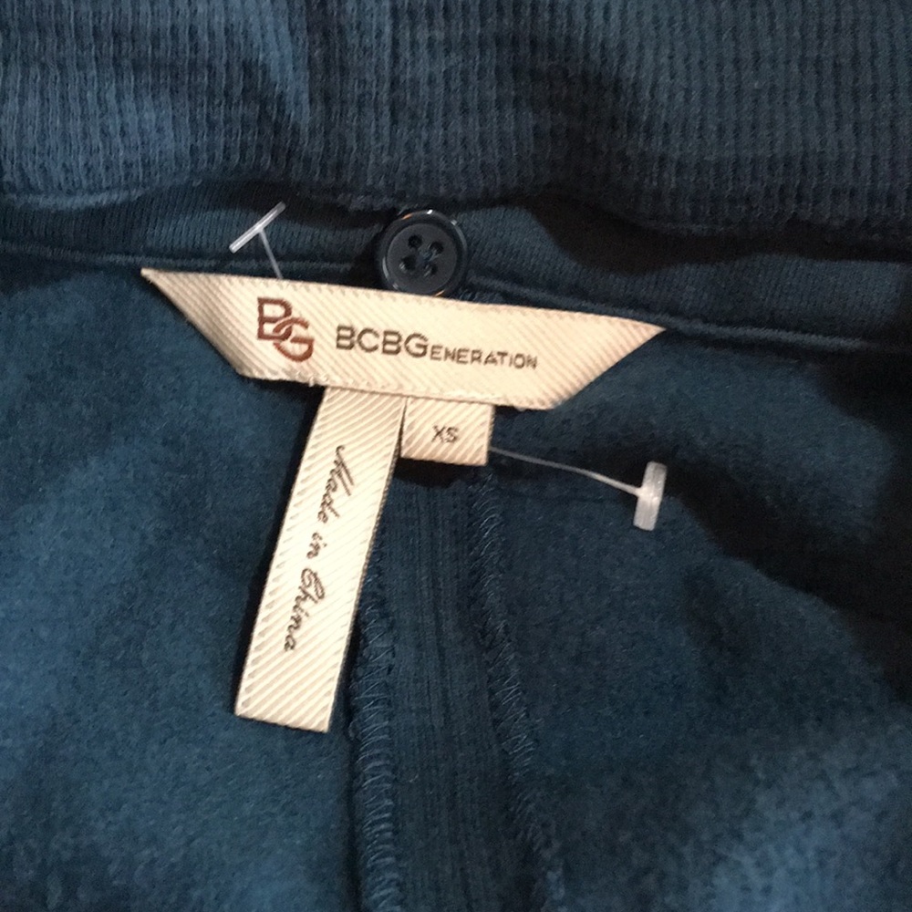 NWOT BCBG Coat - Picture 5 of 8